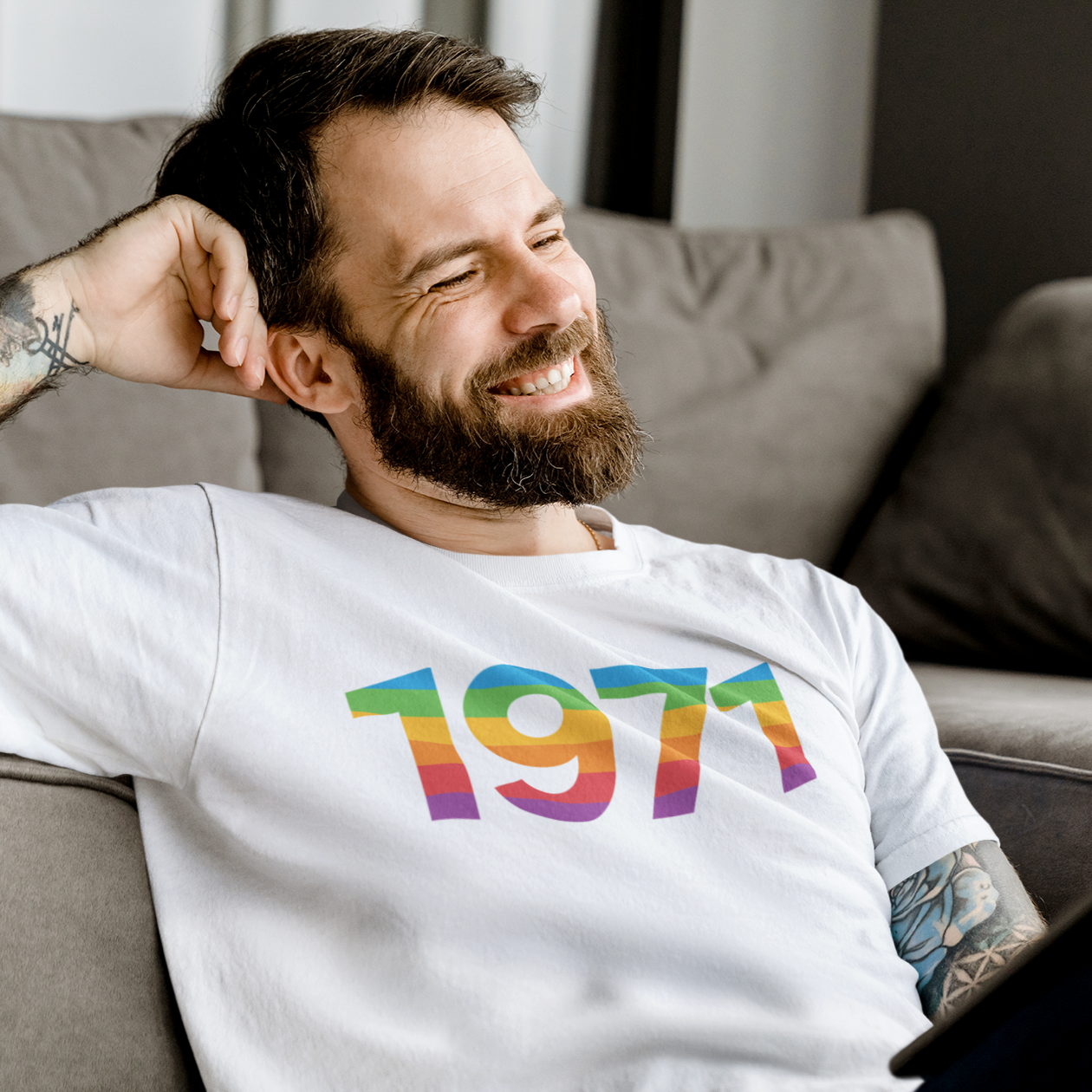 1971 'Spectrum' Tee - TalkPeng