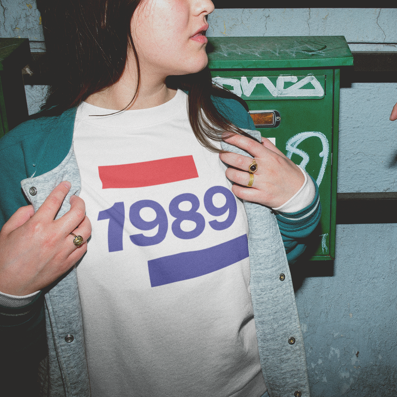 1989 'Going Dutch' UNISEX Sweater - TalkPeng