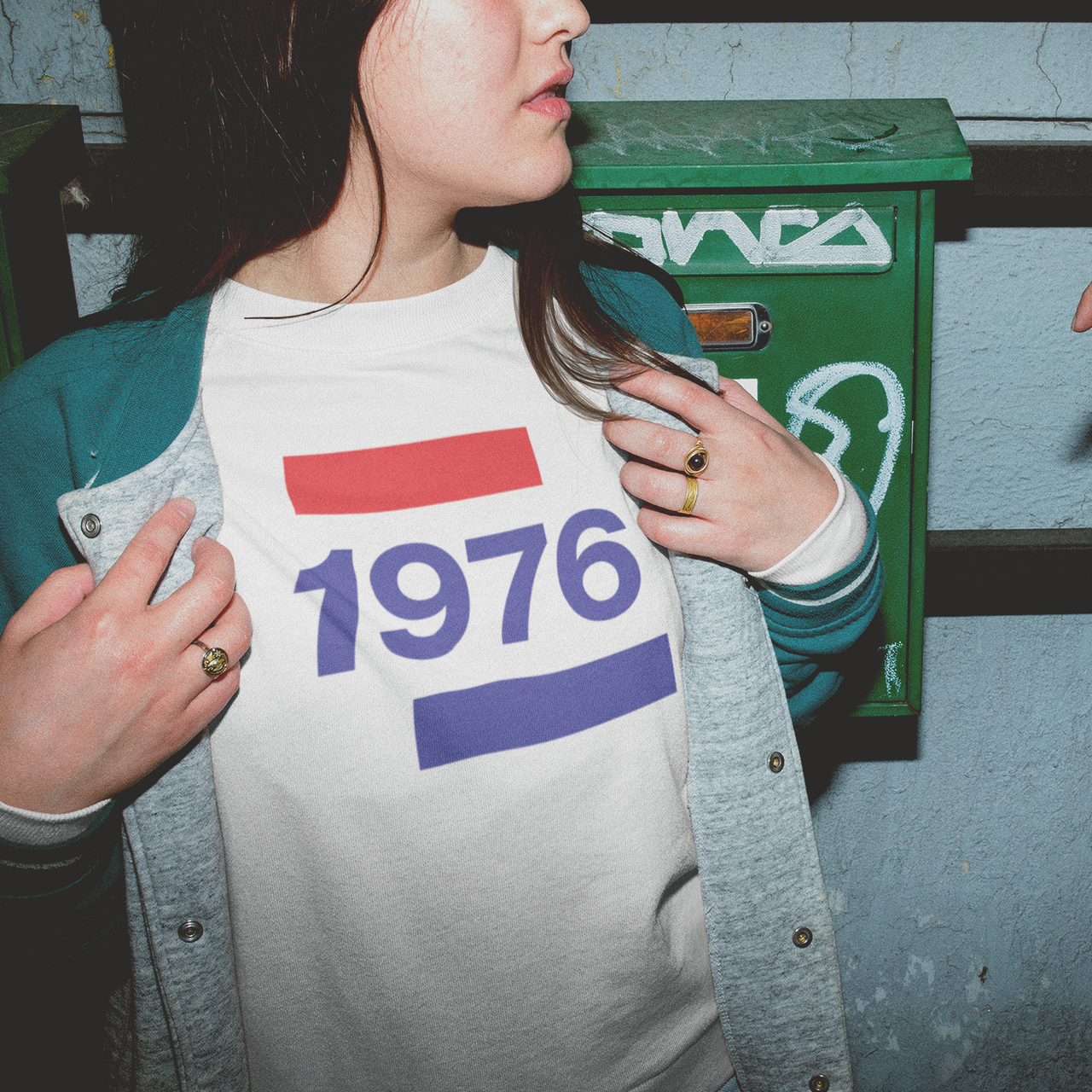 1976 'Going Dutch' UNISEX Sweater - TalkPeng