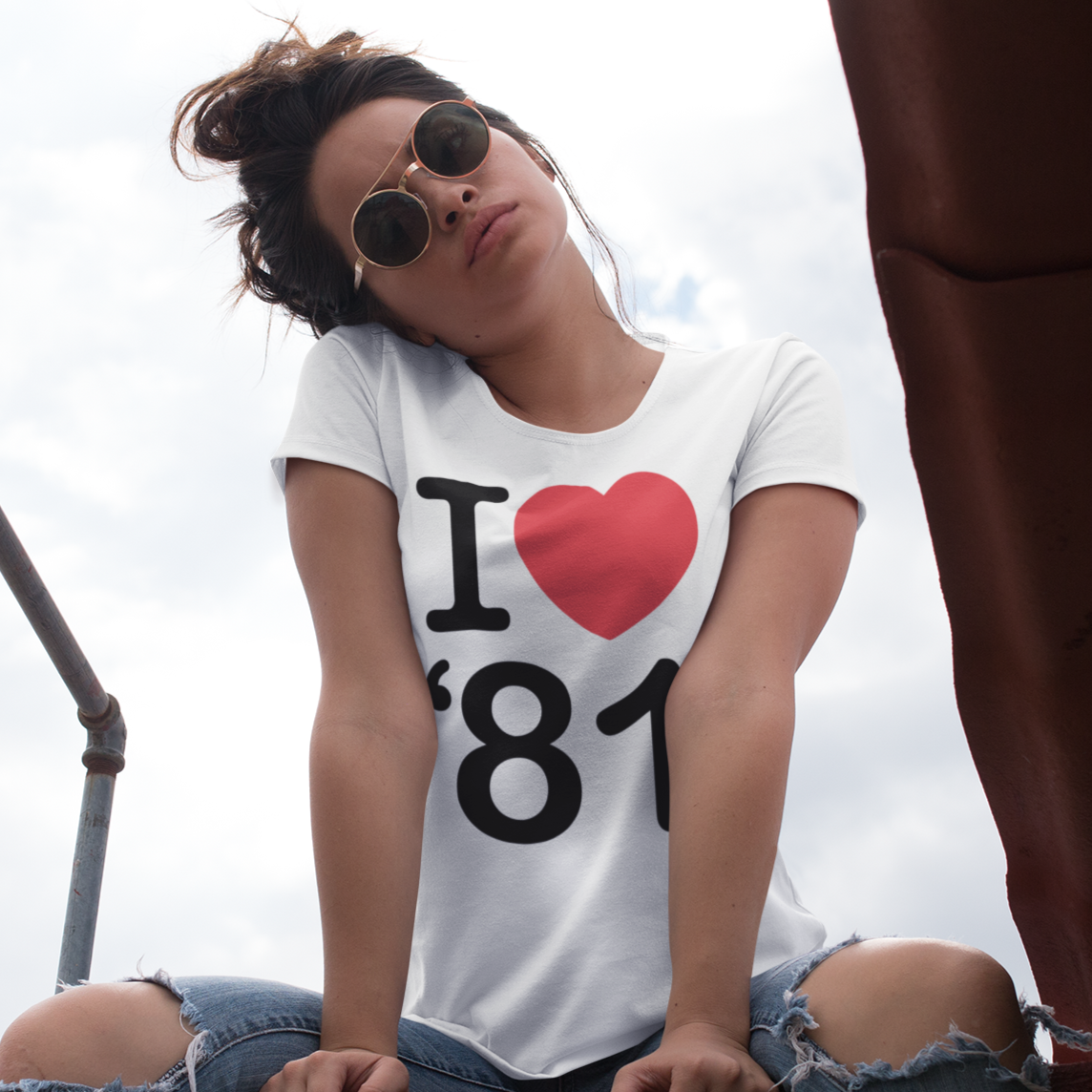 '81 Love Unisex Tee - TalkPeng