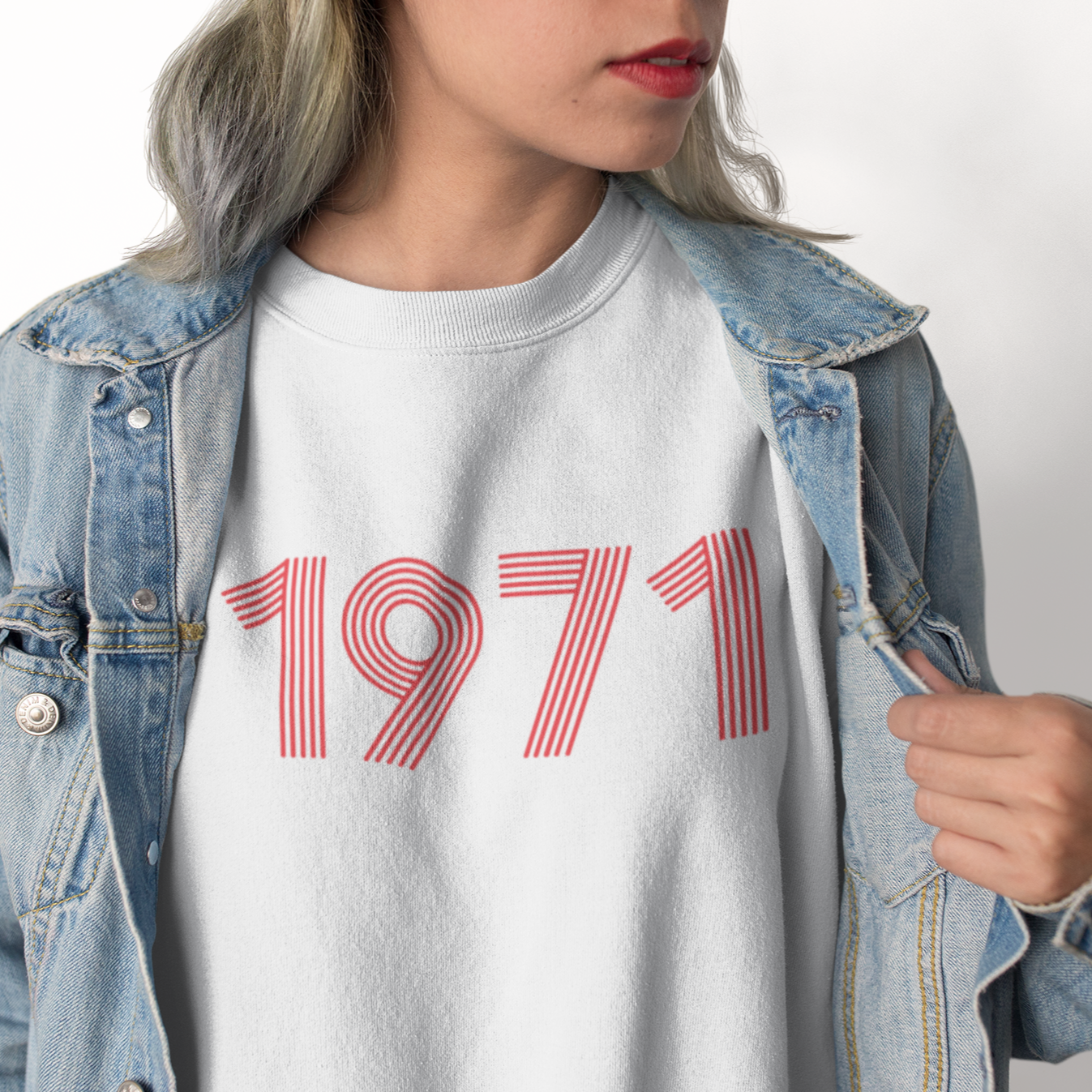 1971 Retro Red Unisex Sweater - TalkPeng